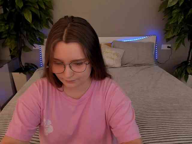 MagikPeachh webcam