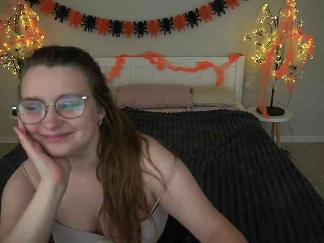 MagikPeachh webcam