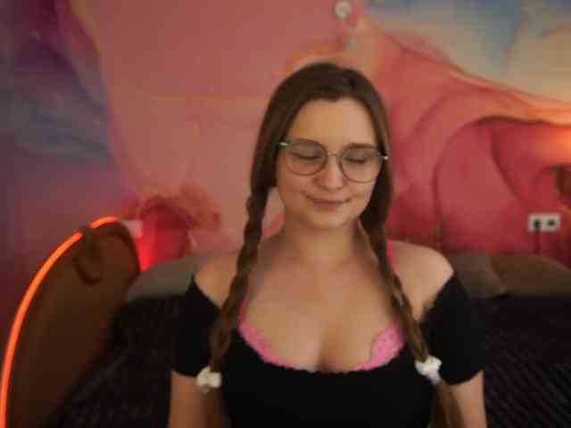 MagikPeachh webcam