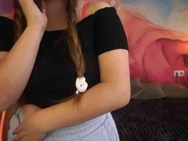 MagikPeachh webcam