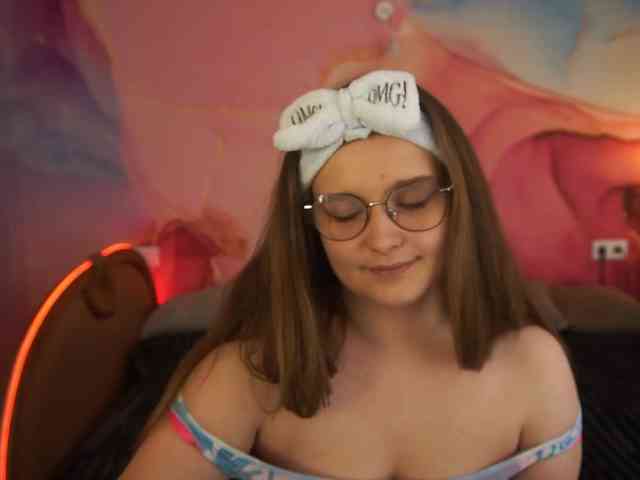 MagikPeachh webcam