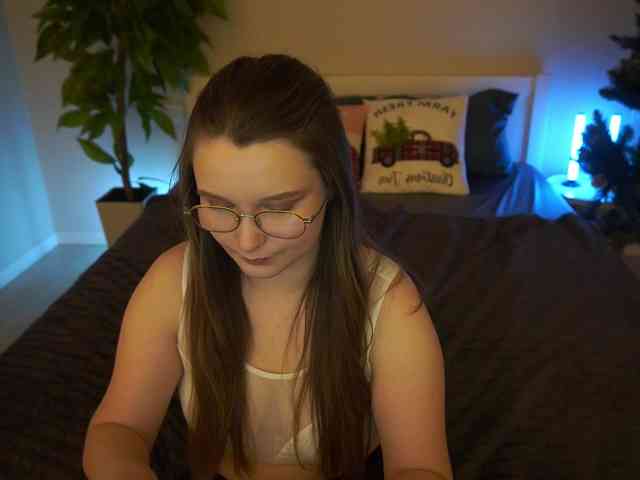 MagikPeachh MagikPeachh