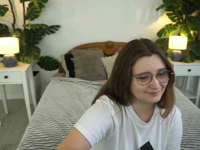MagikPeachh webcam