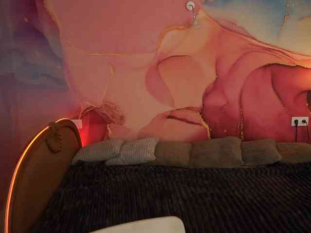 MagikPeachh webcam