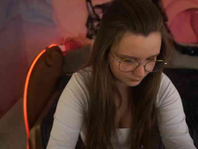 MagikPeachh webcam