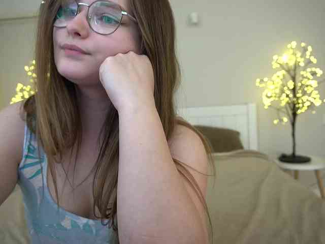 MagikPeachh webcam