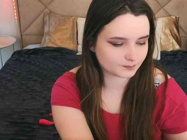 MagikPeachh Live Webcam on BongaCams