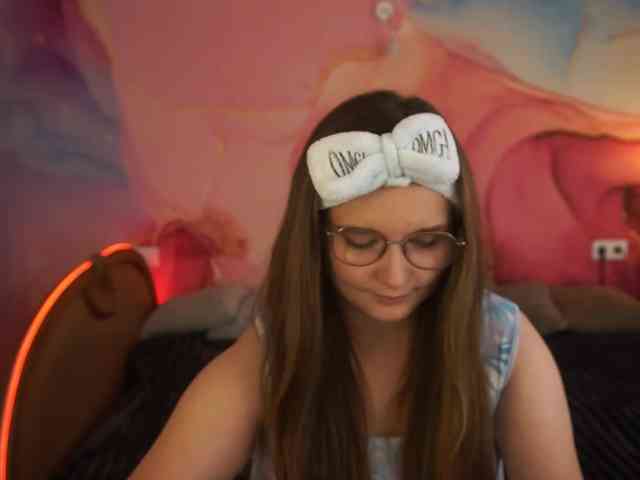 MagikPeachh webcam