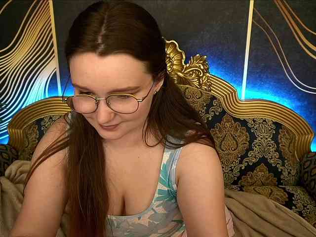 MagikPeachh webcam