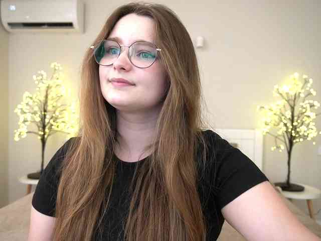 MagikPeachh webcam