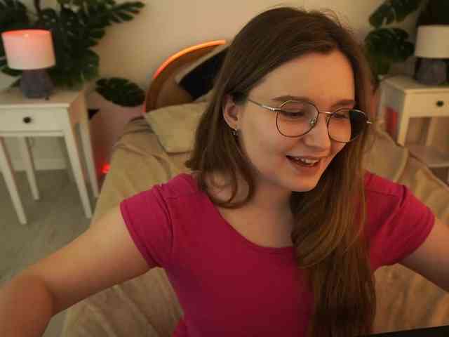 MagikPeachh webcam