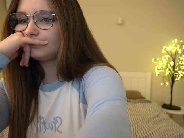 MagikPeachh webcam