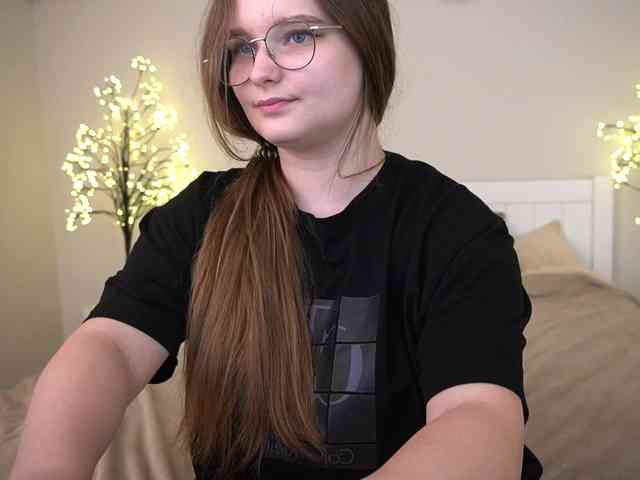 MagikPeachh webcam