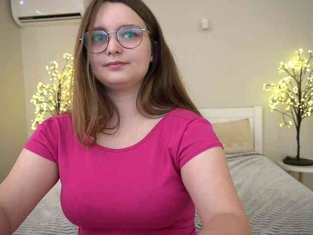 MagikPeachh webcam
