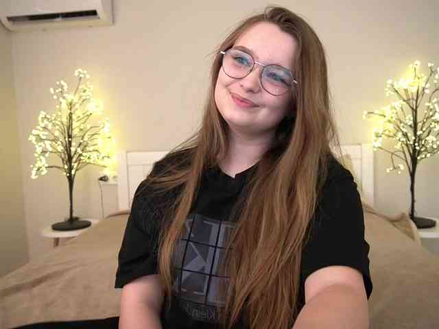MagikPeachh webcam