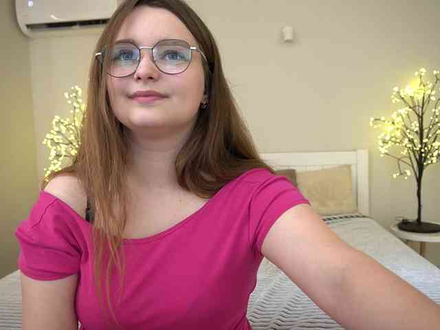MagikPeachh webcam