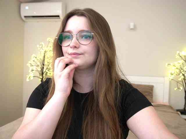MagikPeachh webcam