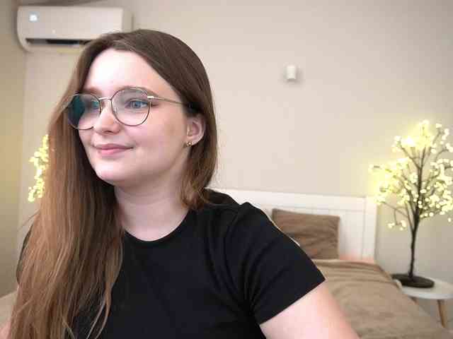 MagikPeachh webcam
