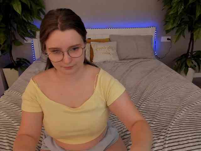 MagikPeachh webcam