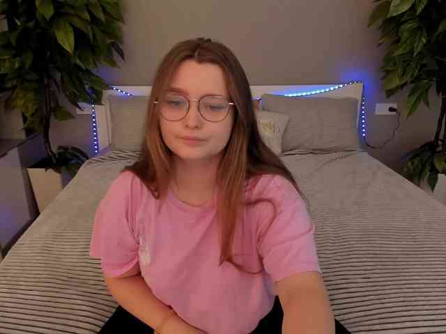 MagikPeachh webcam