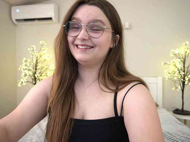 MagikPeachh webcam