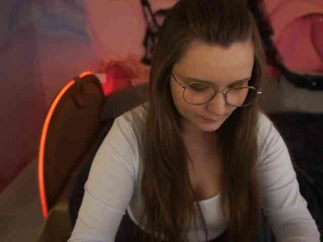 MagikPeachh webcam