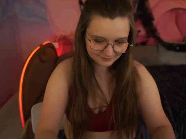 MagikPeachh webcam