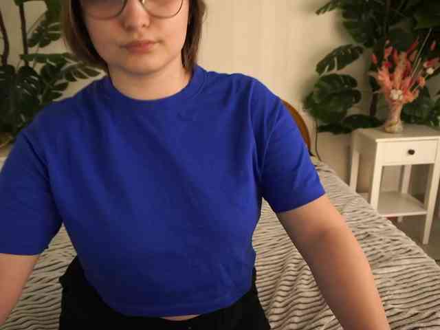MagikPeachh webcam
