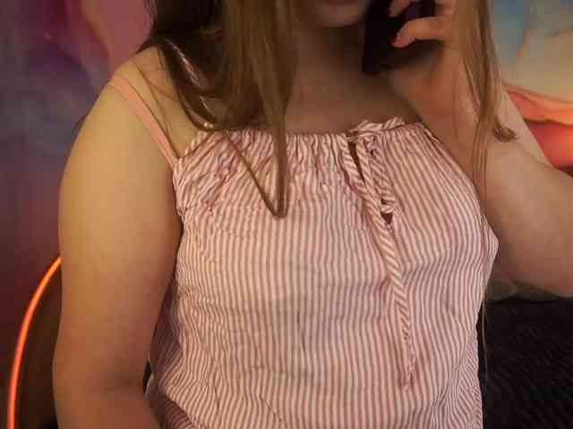 MagikPeachh webcam