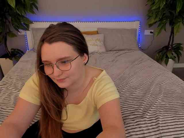 MagikPeachh webcam