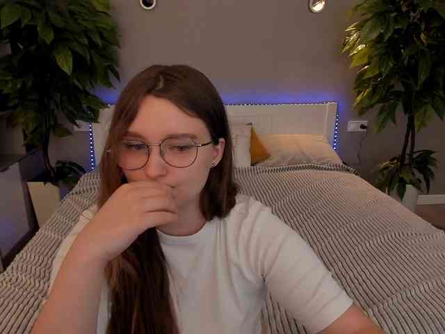 MagikPeachh webcam