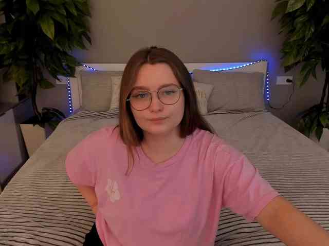 MagikPeachh webcam