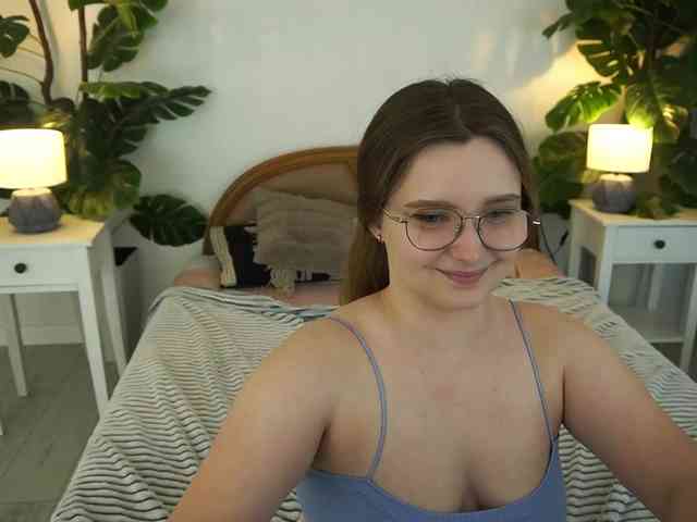 MagikPeachh webcam