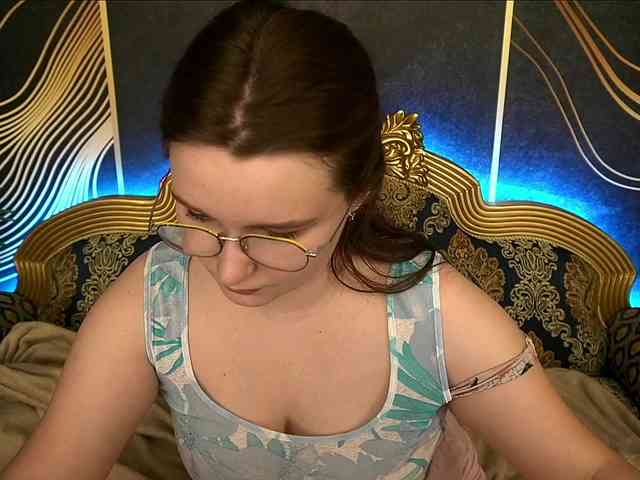 MagikPeachh webcam
