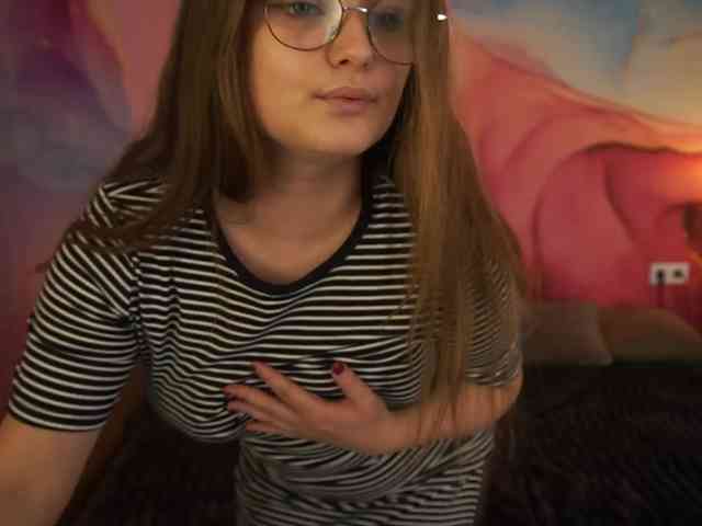 MagikPeachh webcam