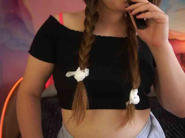 MagikPeachh webcam