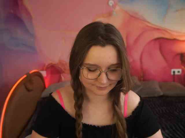 MagikPeachh webcam