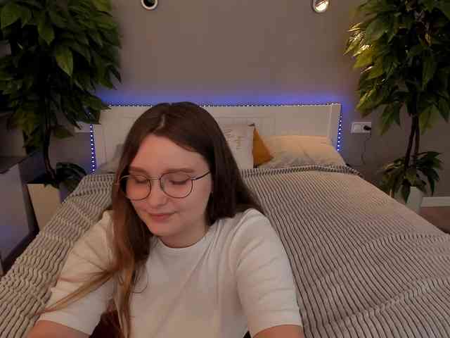 MagikPeachh webcam