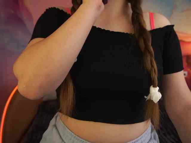 MagikPeachh webcam
