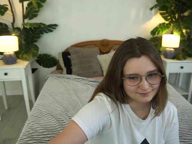 MagikPeachh webcam