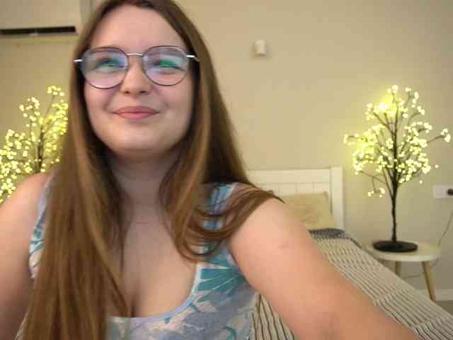MagikPeachh webcam