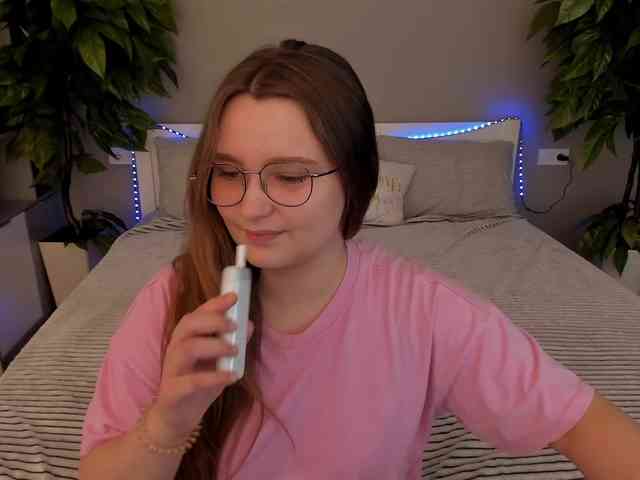 MagikPeachh webcam