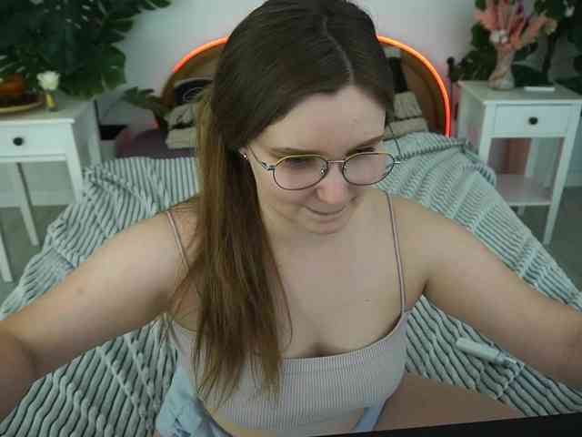 MagikPeachh webcam