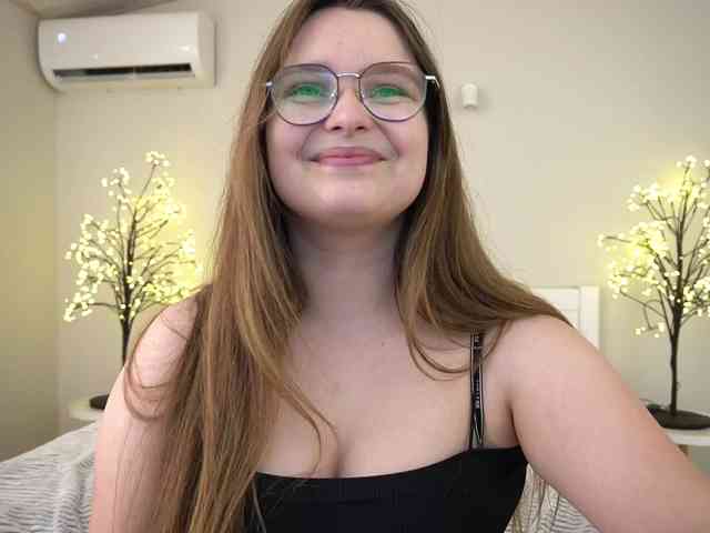 MagikPeachh webcam