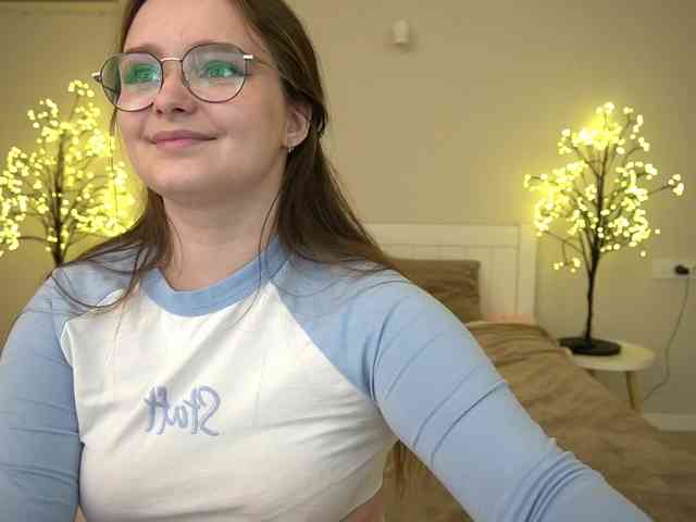 MagikPeachh webcam