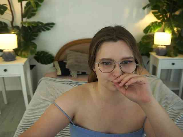 MagikPeachh webcam