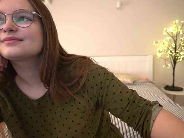 MagikPeachh webcam
