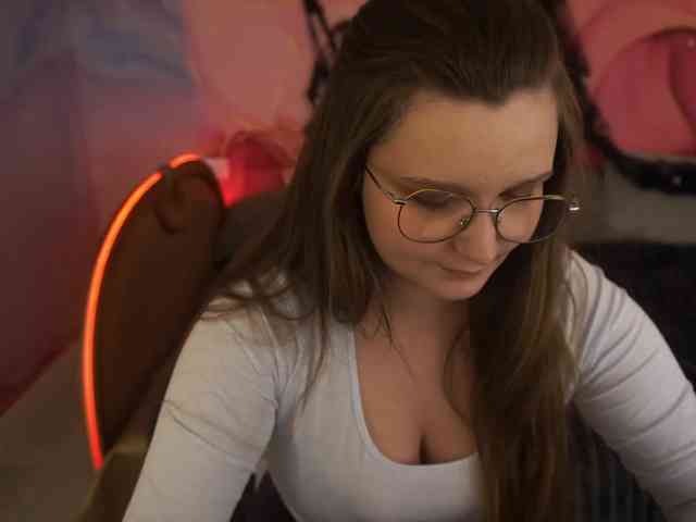 MagikPeachh webcam