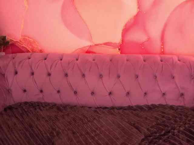 MagikPeachh MagikPeachh