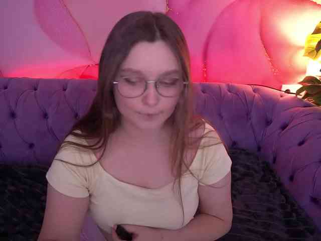 MagikPeachh MagikPeachh